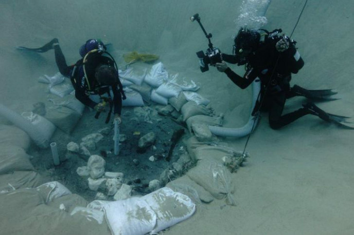underwater.jpg