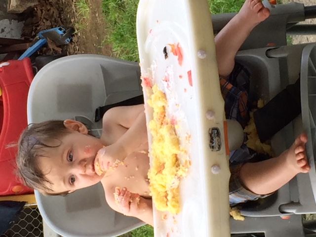 Elijah - 1st birthday cake.JPG